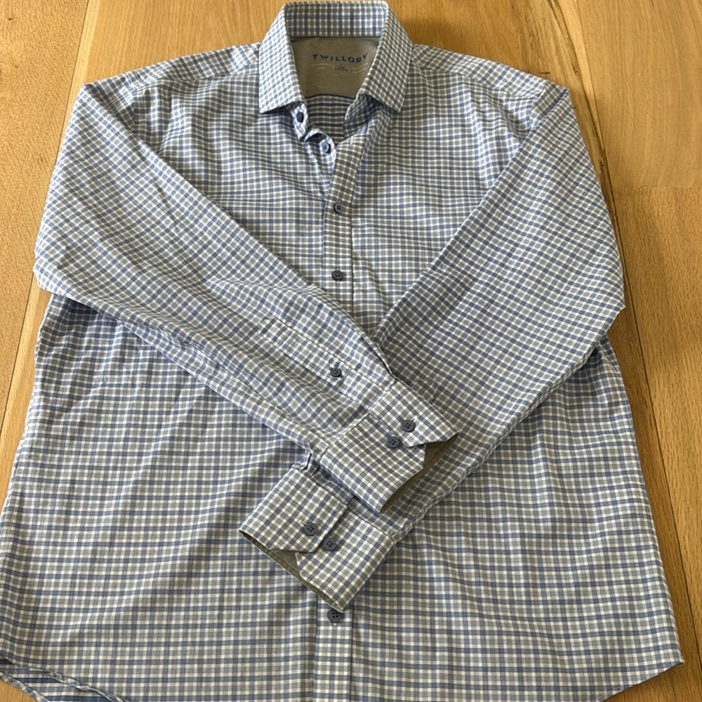 Twillory men’s button down collared shirt 17